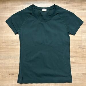 Athleta Dark Green Short Sleeve Tee